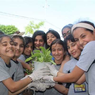 SULEIMANIAH STUDENTS PLANT TREES